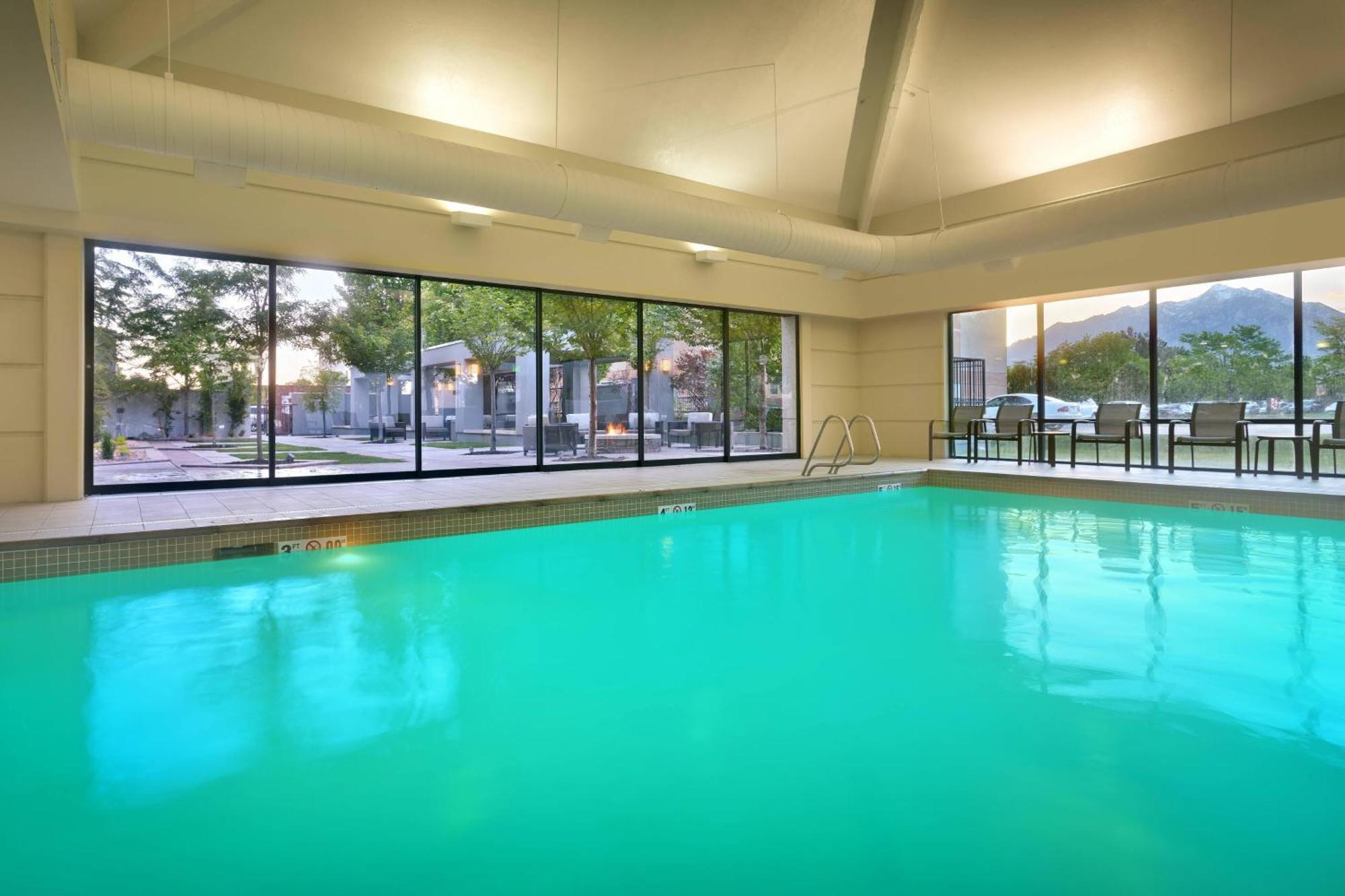 Courtyard By Marriott Salt Lake City Sandy Exterior foto